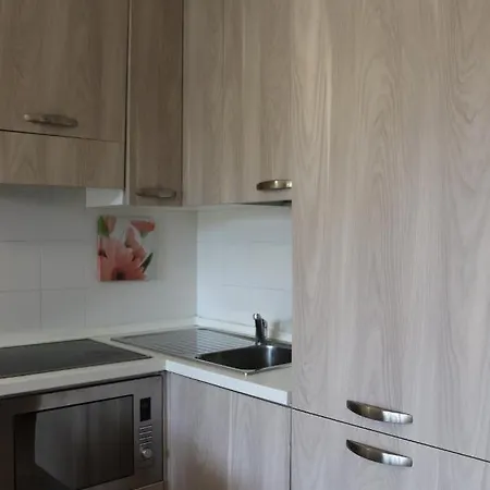 House Riviera Tatil Evi *