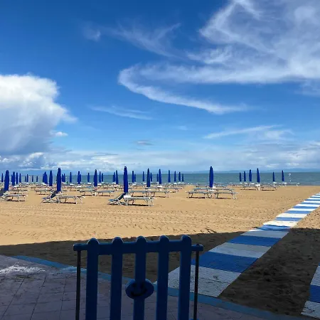 בית נופש House Riviera ליגננו סביאדורו